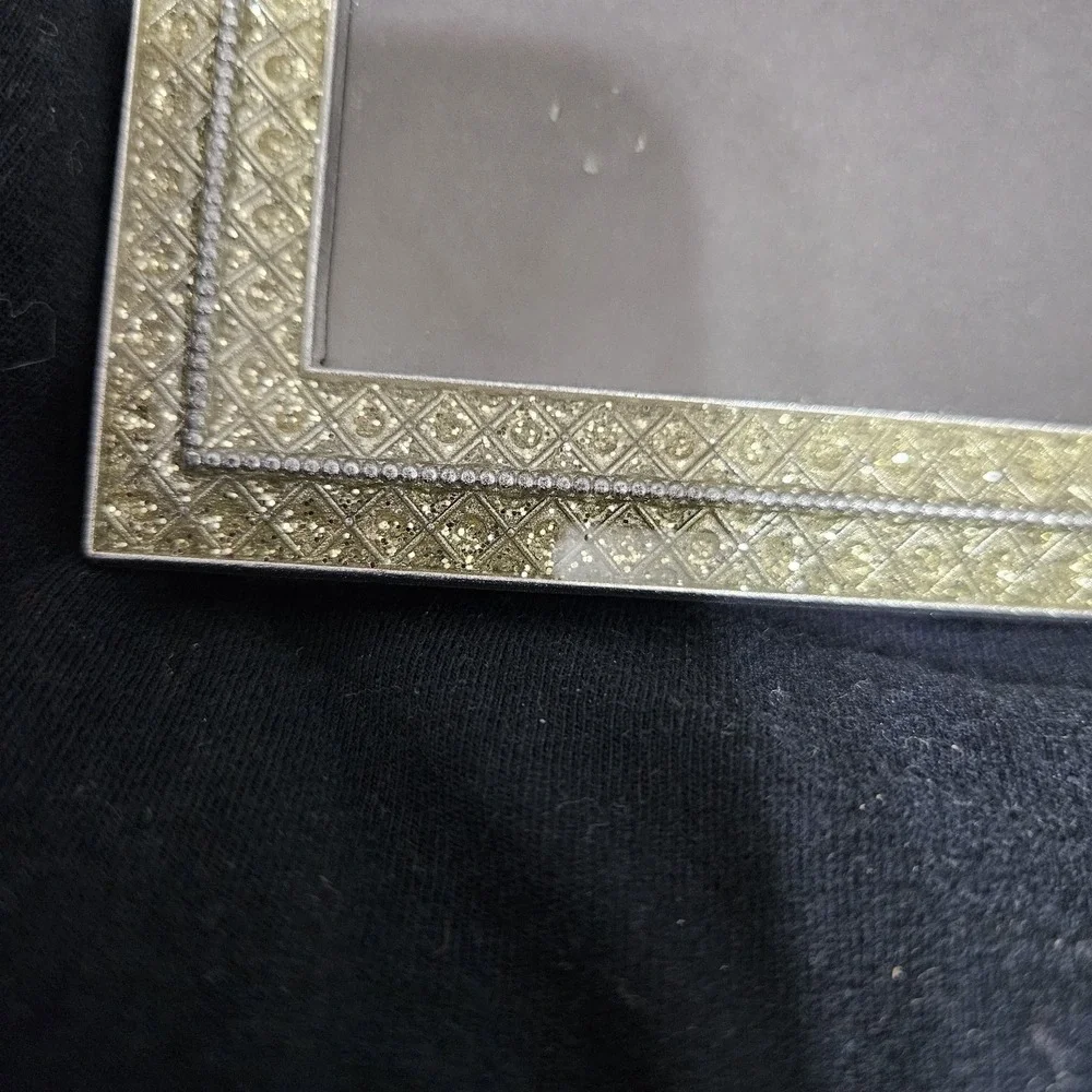 S Decor Gold Glitter Diamond Pattern Picture Frame 5x7 Tabletop or Wall Mount